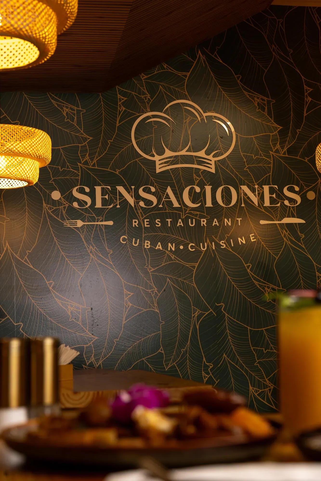 Sensaciones Restaurant Interior